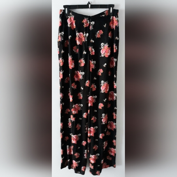 Rock&Roll Cowgirl Floral Wide Leg Pants - Picture 2 of 7